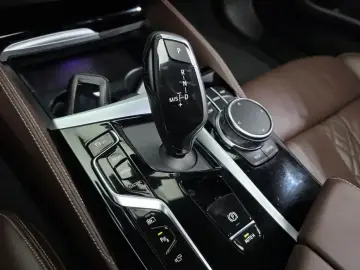 2022 BMW 5 серии с пробегом 29 229 км
