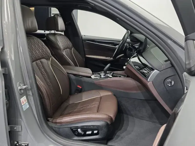 2022 BMW 5 серии с пробегом 29 229 км
