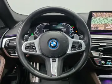 2022 BMW 5 серии с пробегом 29 229 км