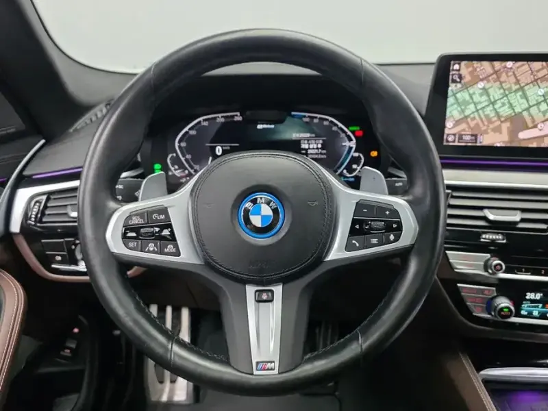 2022 BMW 5 серии с пробегом 29 229 км
