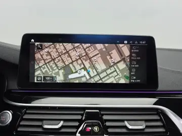 2022 BMW 5 серии с пробегом 29 229 км
