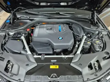 2023 BMW 5 серии с пробегом 44 528 км