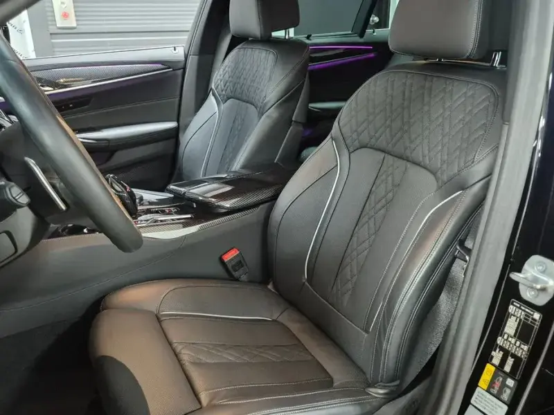 2023 BMW 5 серии с пробегом 44 528 км