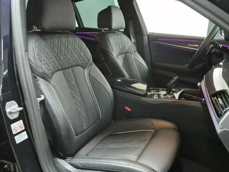 2023 BMW 5 серии с пробегом 44 528 км