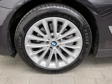 2023 BMW 5 серии с пробегом 30 522 км