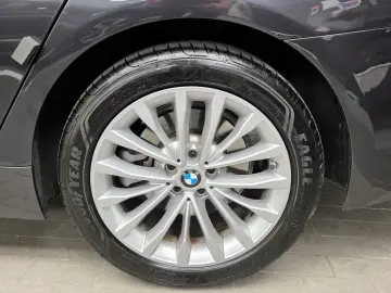 2023 BMW 5 серии с пробегом 30 522 км