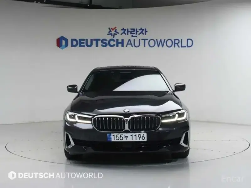 2023 BMW 5 серии с пробегом 30 500 км