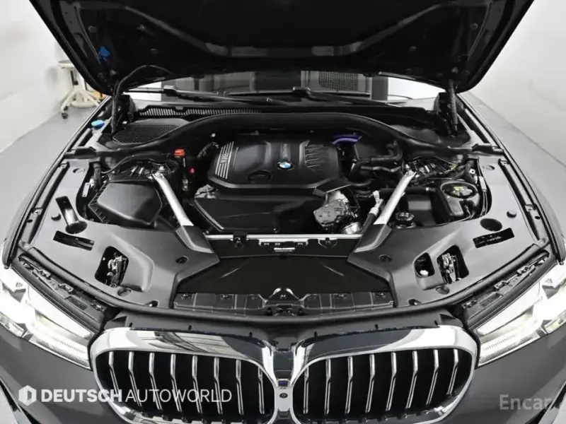 2023 BMW 5 серии с пробегом 30 500 км