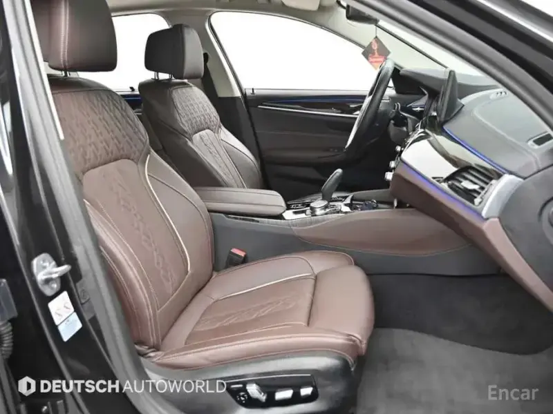 2023 BMW 5 серии с пробегом 30 500 км