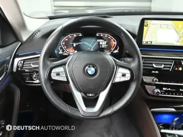 2023 BMW 5 серии с пробегом 30 500 км
