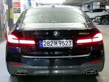 2023 BMW 5 серии с пробегом 55 332 км
