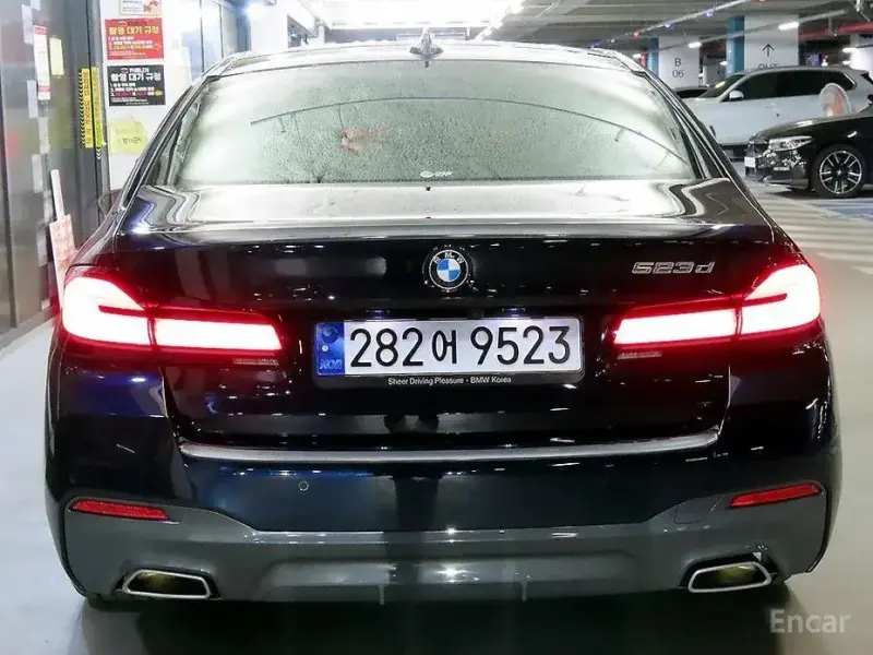 2023 BMW 5 серии с пробегом 55 332 км