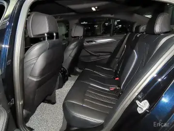 2023 BMW 5 серии с пробегом 55 332 км