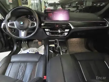 2023 BMW 5 серии с пробегом 55 332 км
