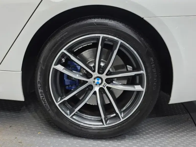 2022 BMW 5 серии с пробегом 88 190 км