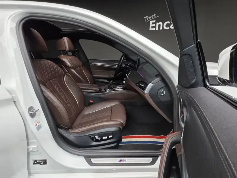 2022 BMW 5 серии с пробегом 88 190 км