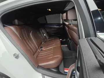 2022 BMW 5 серии с пробегом 88 190 км