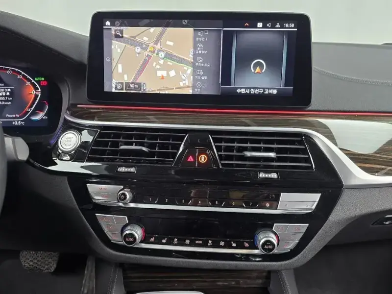 2022 BMW 5 серии с пробегом 52 523 км