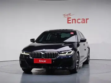 2022 BMW 5 серии с пробегом 45 939 км