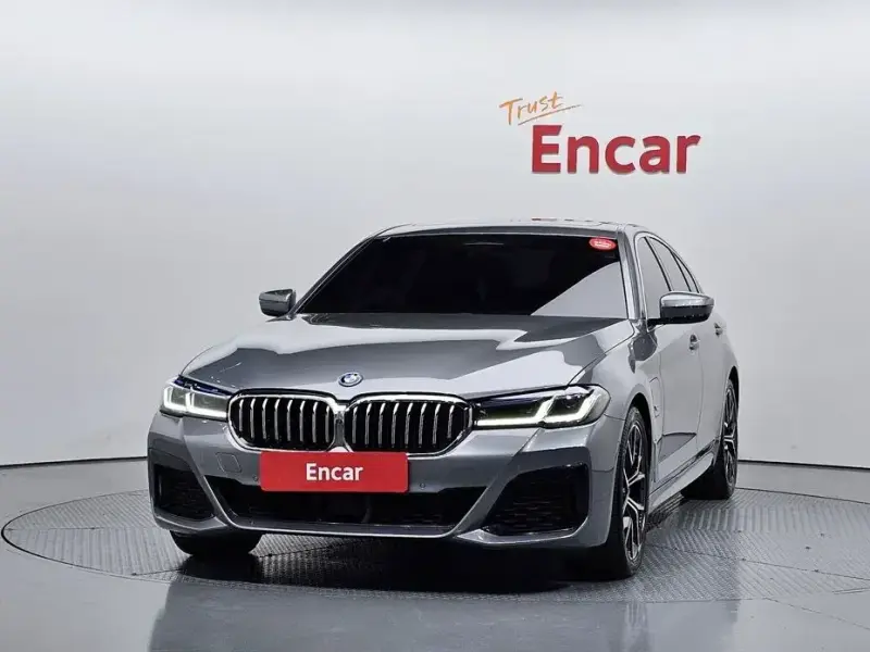 2023 BMW 5 серии с пробегом 53 224 км
