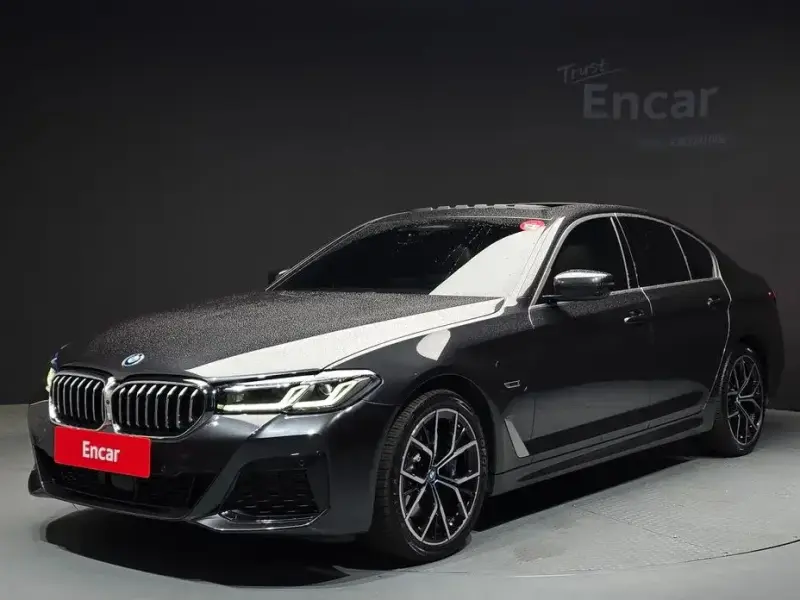 2022 BMW 5 серии с пробегом 79 790 км