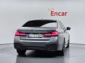 2023 BMW 5 серии с пробегом 53 224 км