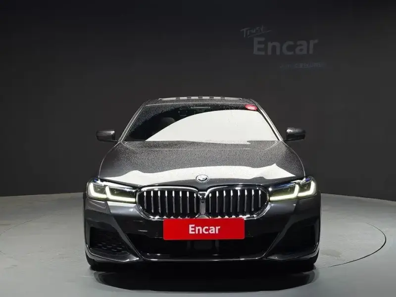 2022 BMW 5 серии с пробегом 79 790 км