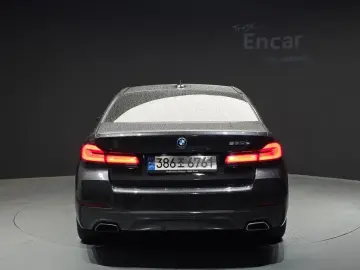 2022 BMW 5 серии с пробегом 79 790 км
