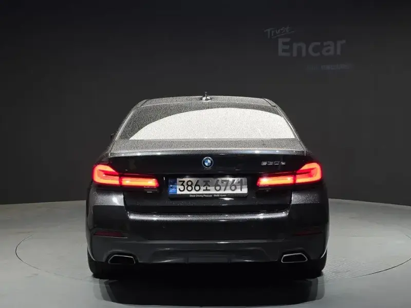 2022 BMW 5 серии с пробегом 79 790 км