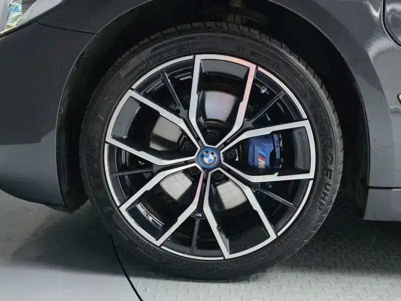 2022 BMW 5 серии с пробегом 79 790 км