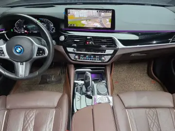 2022 BMW 5 серии с пробегом 79 790 км