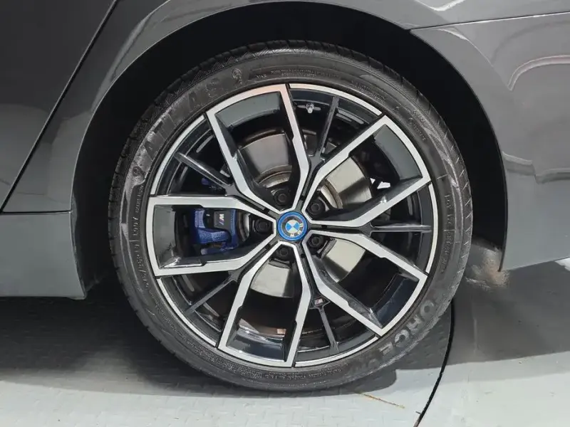 2022 BMW 5 серии с пробегом 79 790 км
