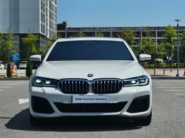 2023 BMW 5 серии с пробегом 59 958 км