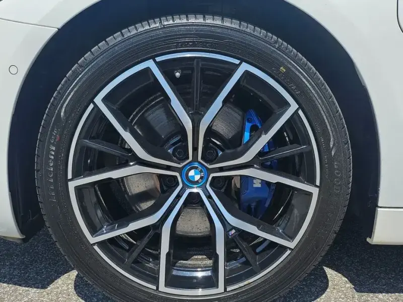 2023 BMW 5 серии с пробегом 59 958 км