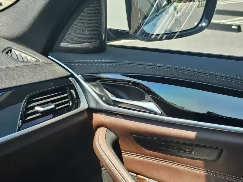 2023 BMW 5 серии с пробегом 59 958 км