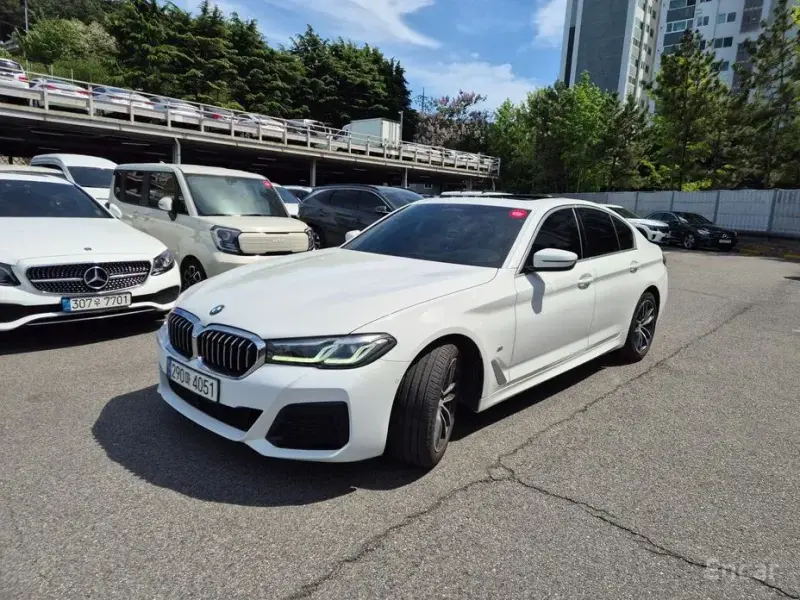 2023 BMW 5 серии с пробегом 87 643 км