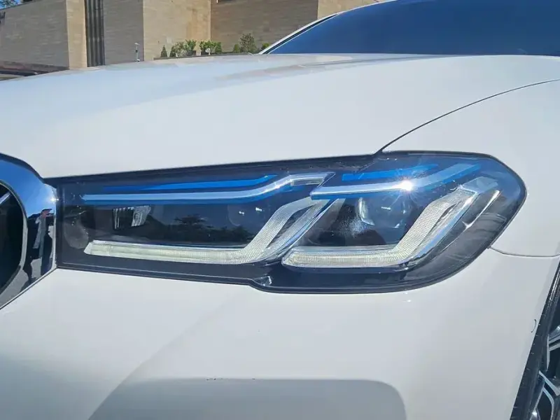 2023 BMW 5 серии с пробегом 59 958 км