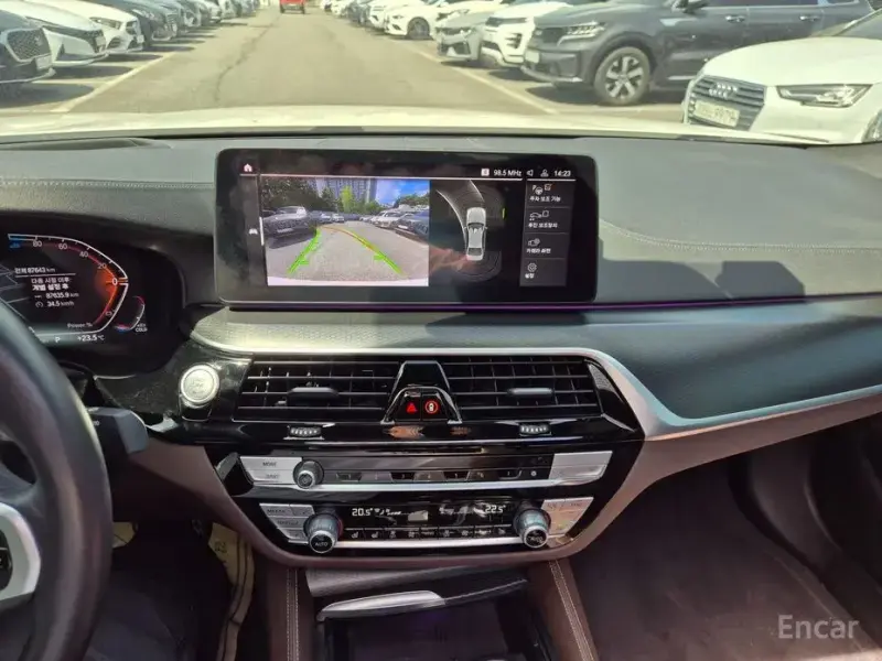 2023 BMW 5 серии с пробегом 87 643 км