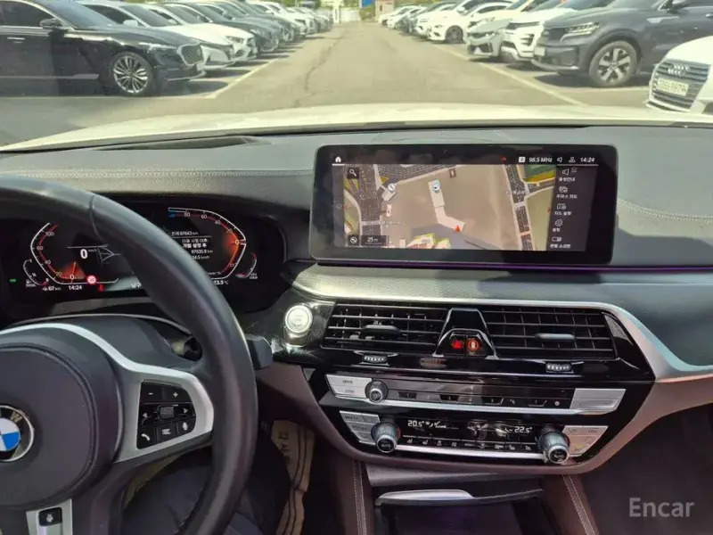 2023 BMW 5 серии с пробегом 87 643 км