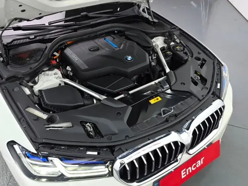 2022 BMW 5 серии с пробегом 30 038 км
