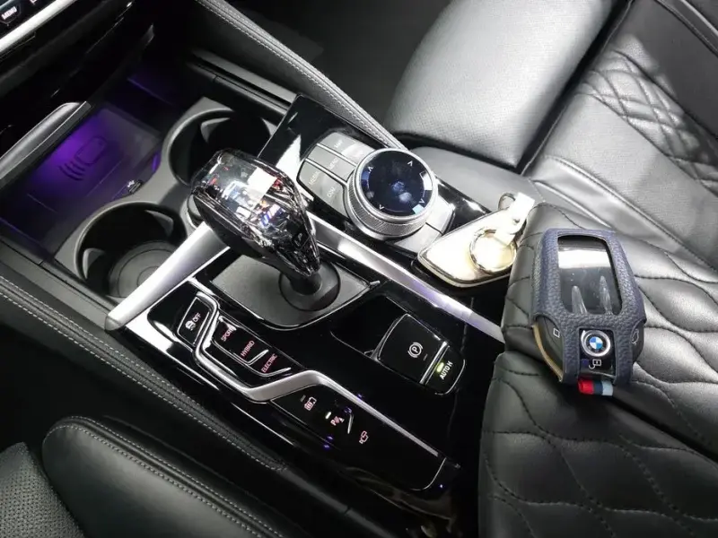 2022 BMW 5 серии с пробегом 30 038 км