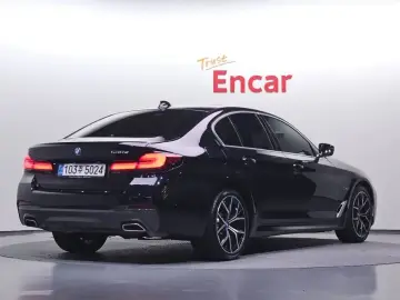 2023 BMW 5 серии с пробегом 44 891 км