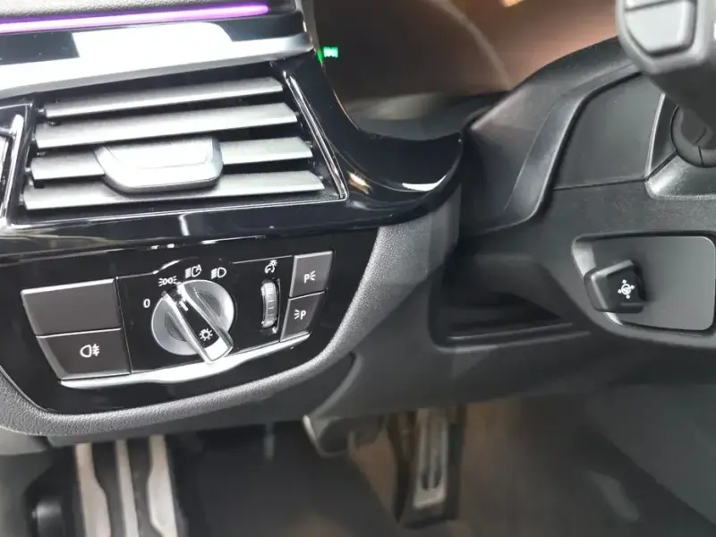 2022 BMW 5 серии с пробегом 30 038 км