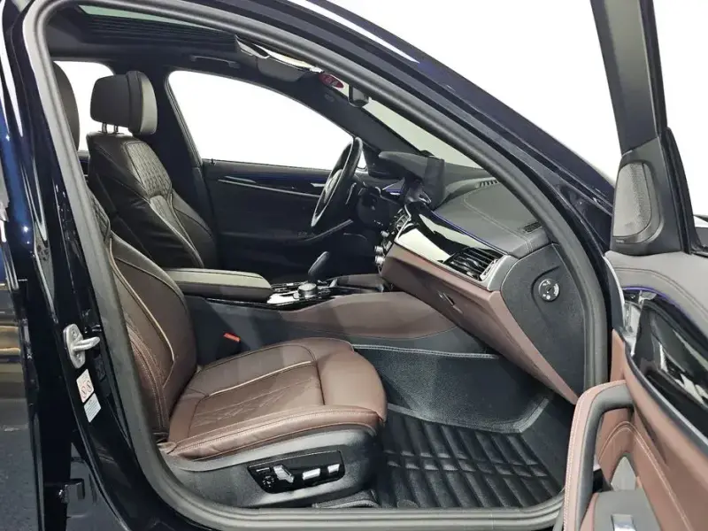 2023 BMW 5 серии с пробегом 44 891 км