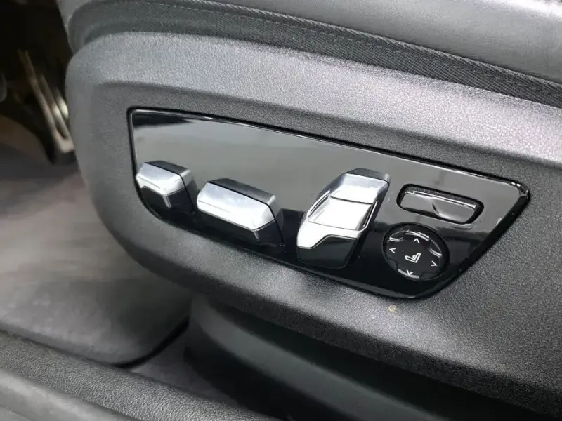2022 BMW 5 серии с пробегом 30 038 км