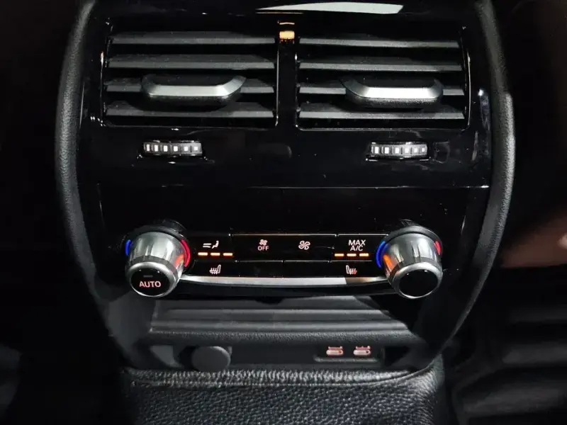 2023 BMW 5 серии с пробегом 44 891 км