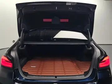 2023 BMW 5 серии с пробегом 44 891 км
