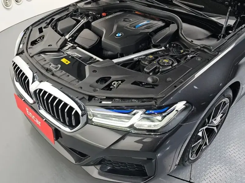 2022 BMW 5 серии с пробегом 24 903 км