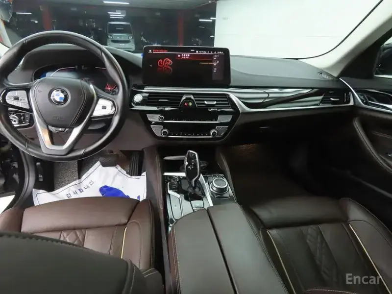 2022 BMW 5 серии с пробегом 44 435 км