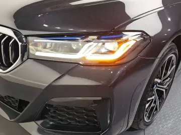 2022 BMW 5 серии с пробегом 24 903 км